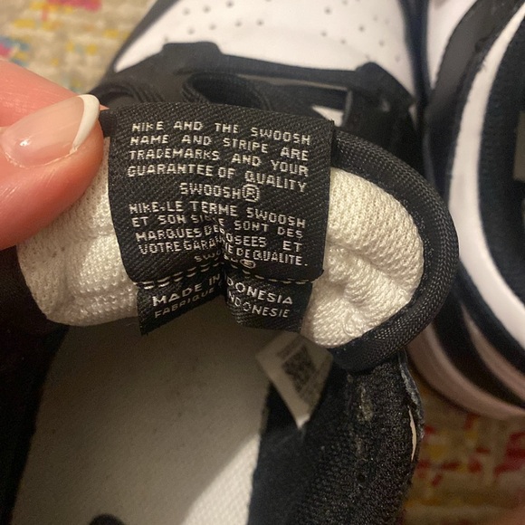 Real Nike dunk low white and black womens size 9 - Picture 5 of 6